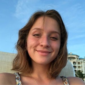 Meet your Posher, Natalie